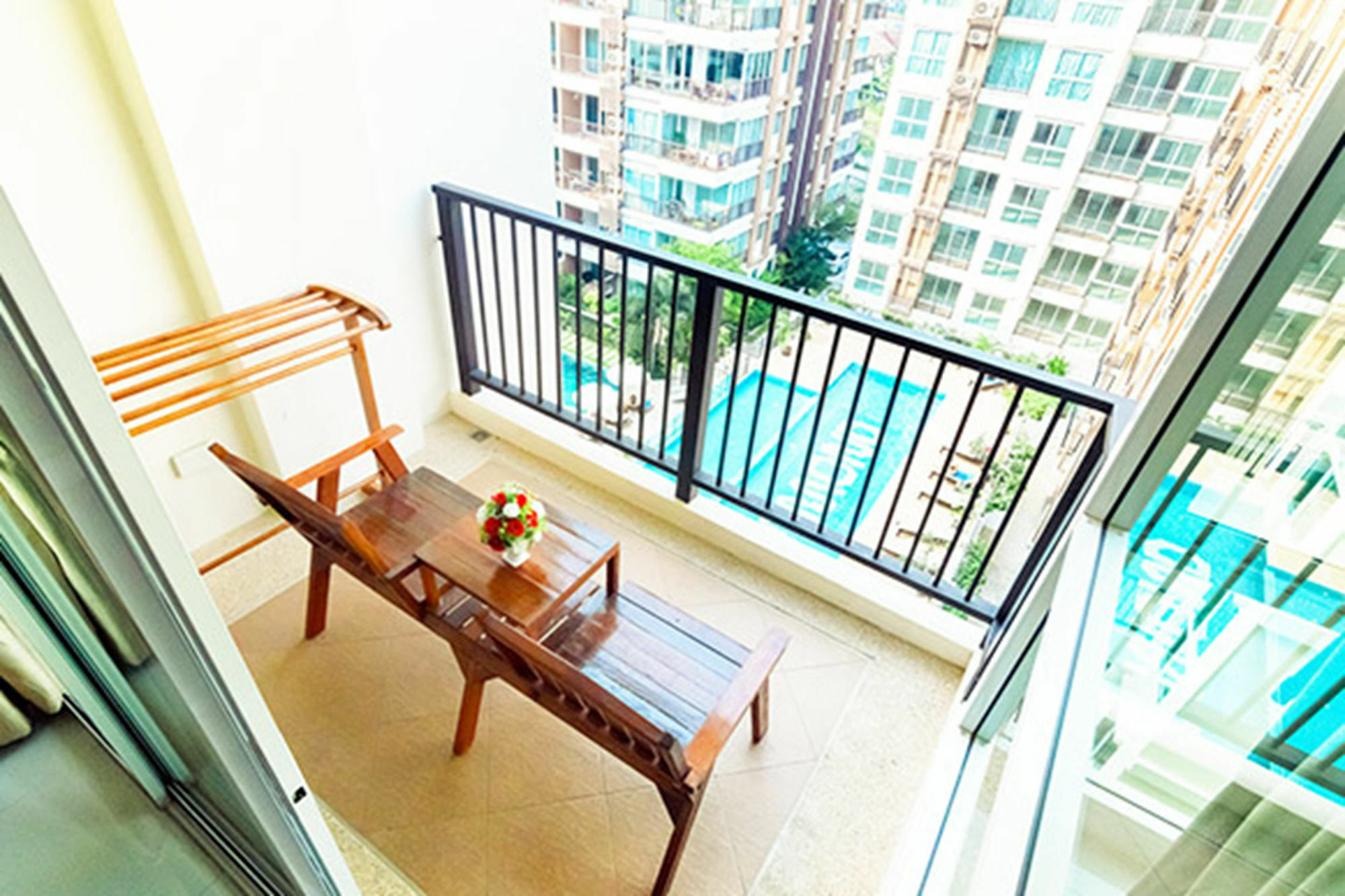 G Residence Pattaya Exterior foto